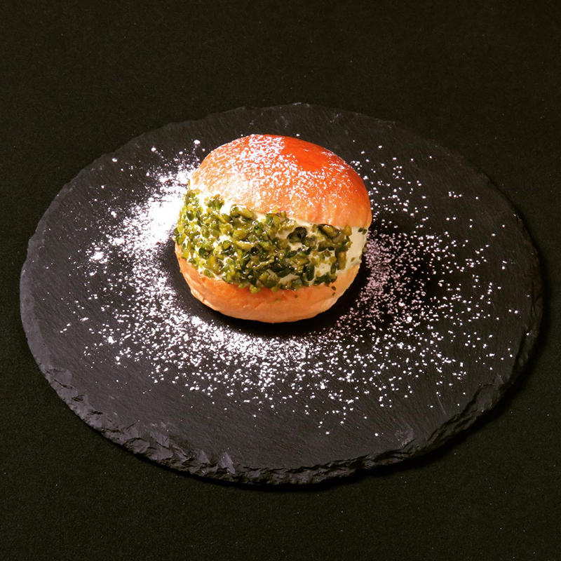 ピスタチオマリトッツォ